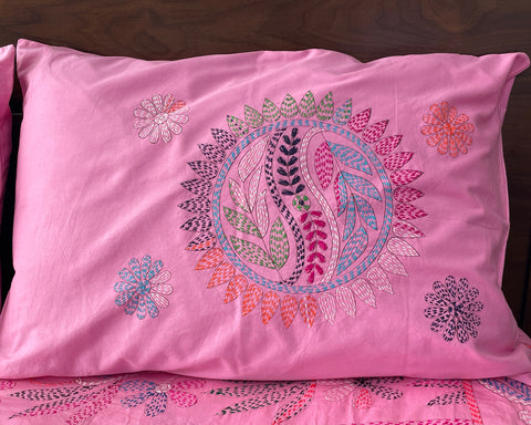 Hand Embroidered Pink Cotton Bedspread Set with Pillow Covers