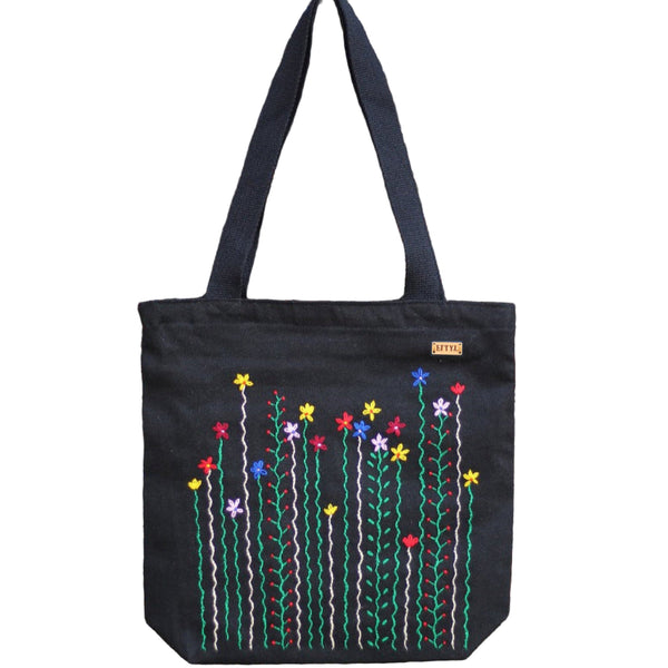 Beauty & Black Wildflower Bloom Tote – Waterproof & Zipper Closure - ETTYL