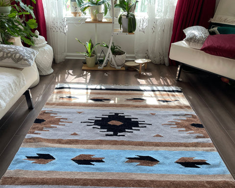 Southwestern Chenille Area Rug – Handloomed, Foldable, & Reversible