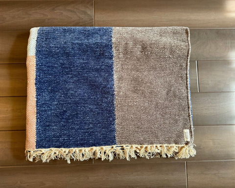 Artisan Handloomed Chenille Rug – Vegan, Reversible & Foldable