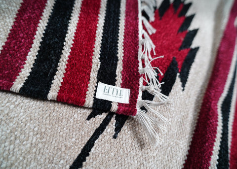 Southwestern Chenille Rug – Hand-Loomed, Reversible & Foldable